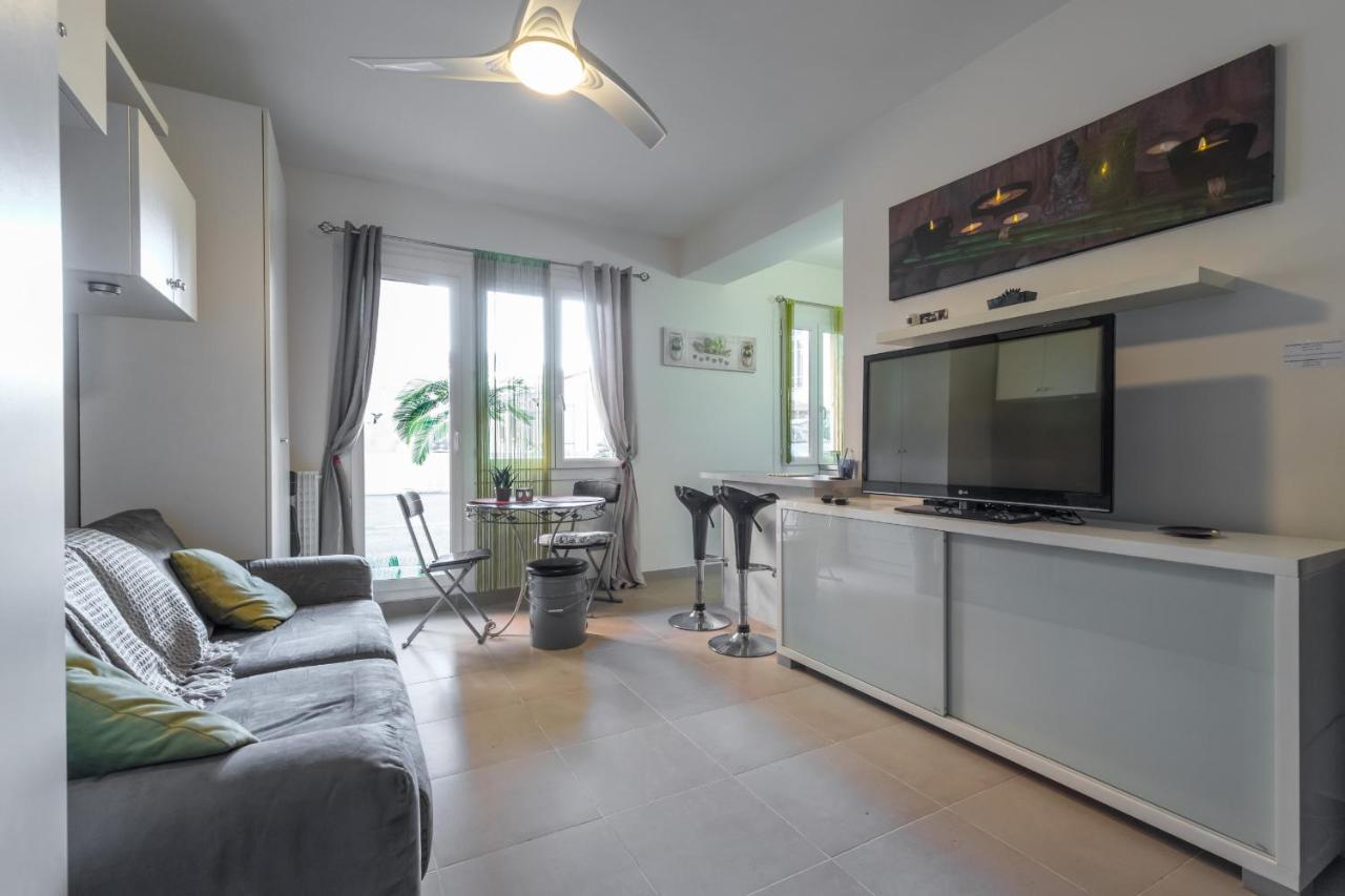 Cosy At Port Appartement Nice